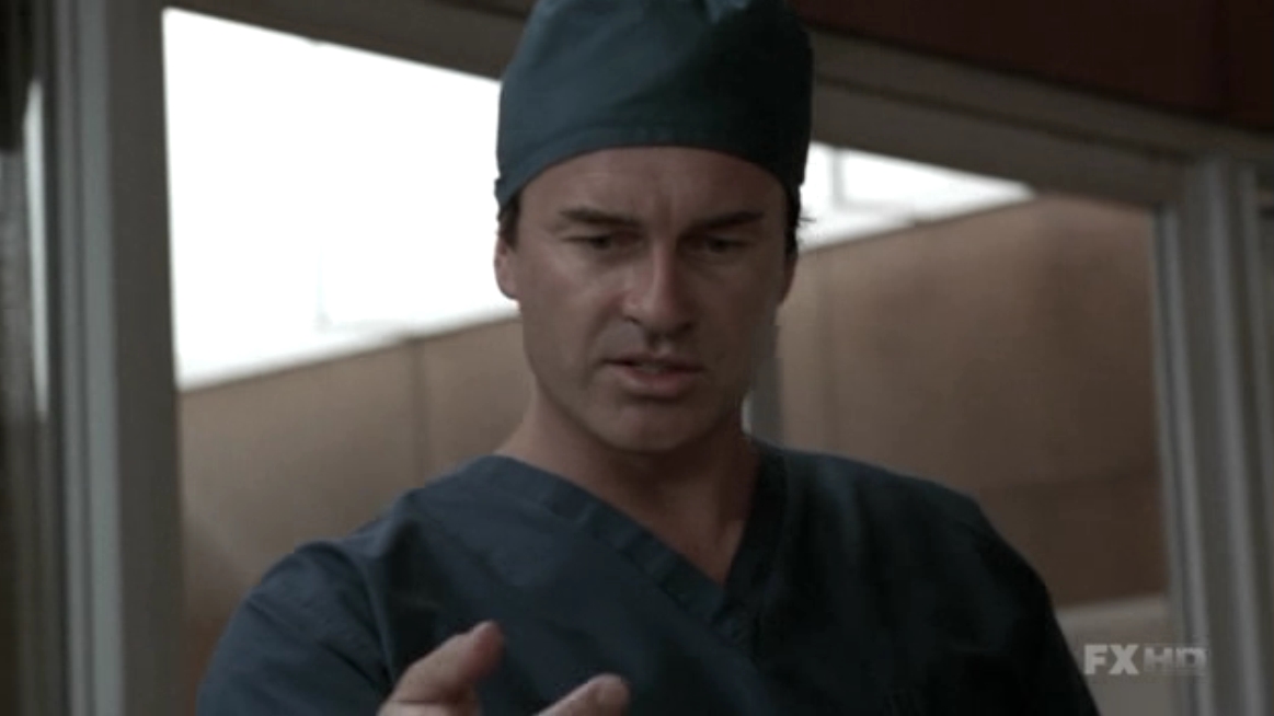 Charmed-Online-dot-NL-NipTuck5x16-0483.jpg