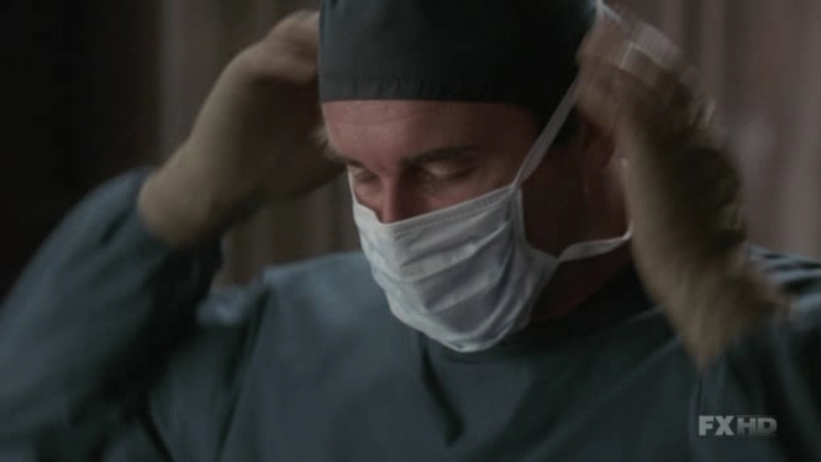 Charmed-Online-dot-NL-NipTuck5x16-0562.jpg
