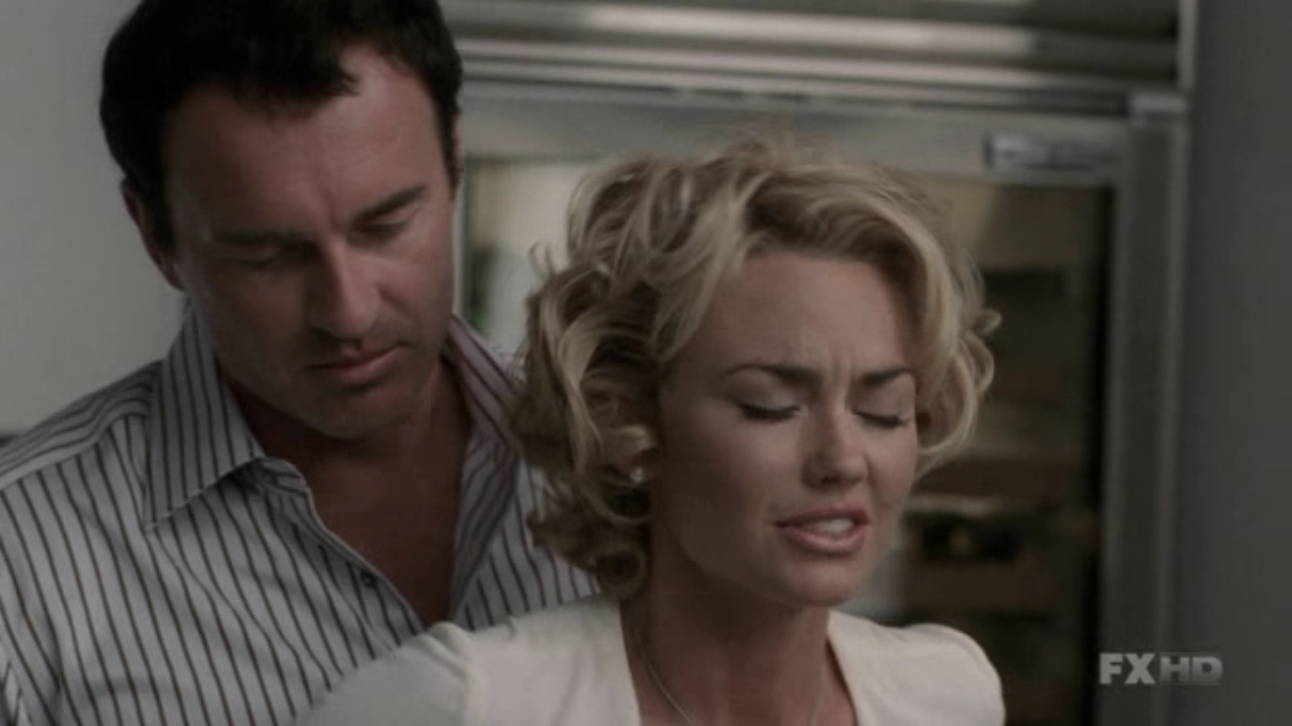Charmed-Online-dot-NL-NipTuck5x16-0683.jpg