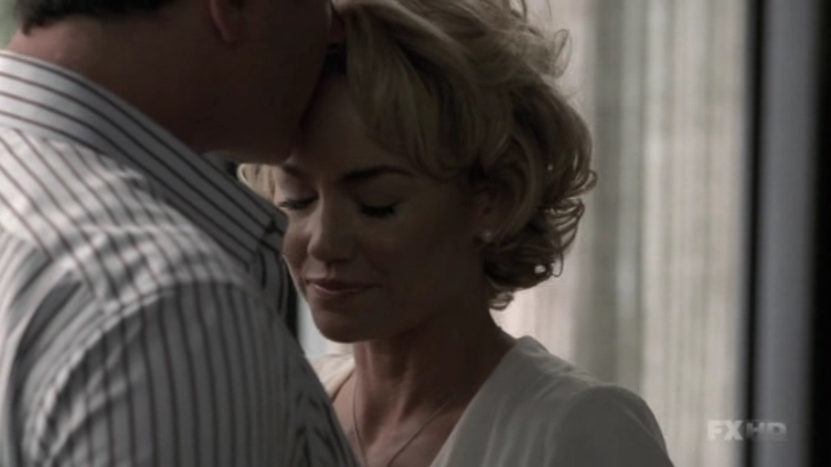 Charmed-Online-dot-NL-NipTuck5x16-0734.jpg Charmed-Online-dot-NL-NipTuck5x16-0734.jpg