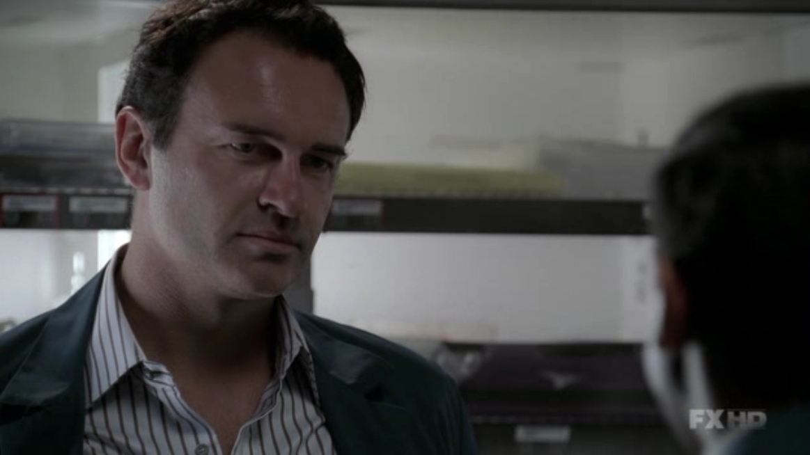 Charmed-Online-dot-NL-NipTuck5x16-0999.jpg
