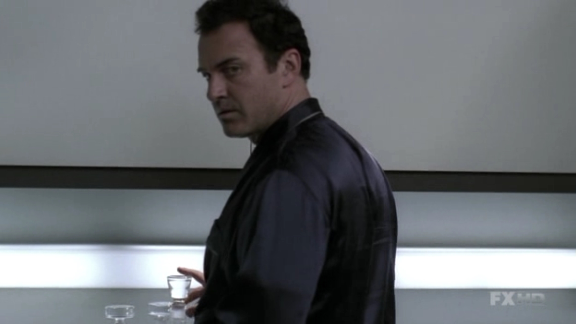 Charmed-Online-dot-NL-NipTuck5x16-1320.jpg