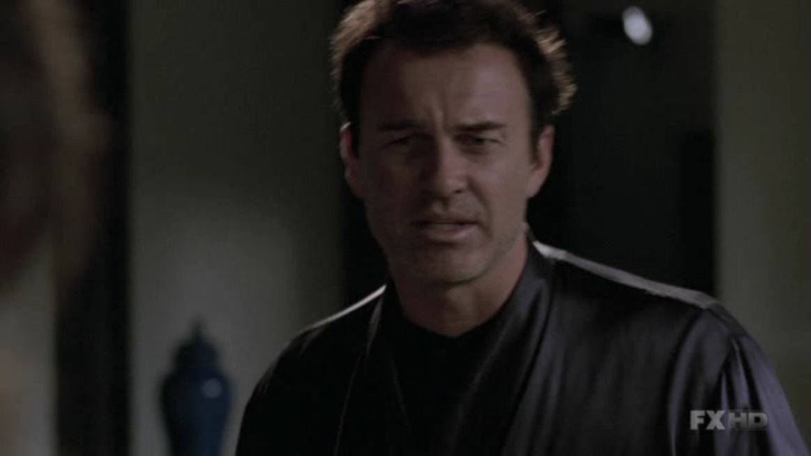 Charmed-Online-dot-NL-NipTuck5x16-1380.jpg