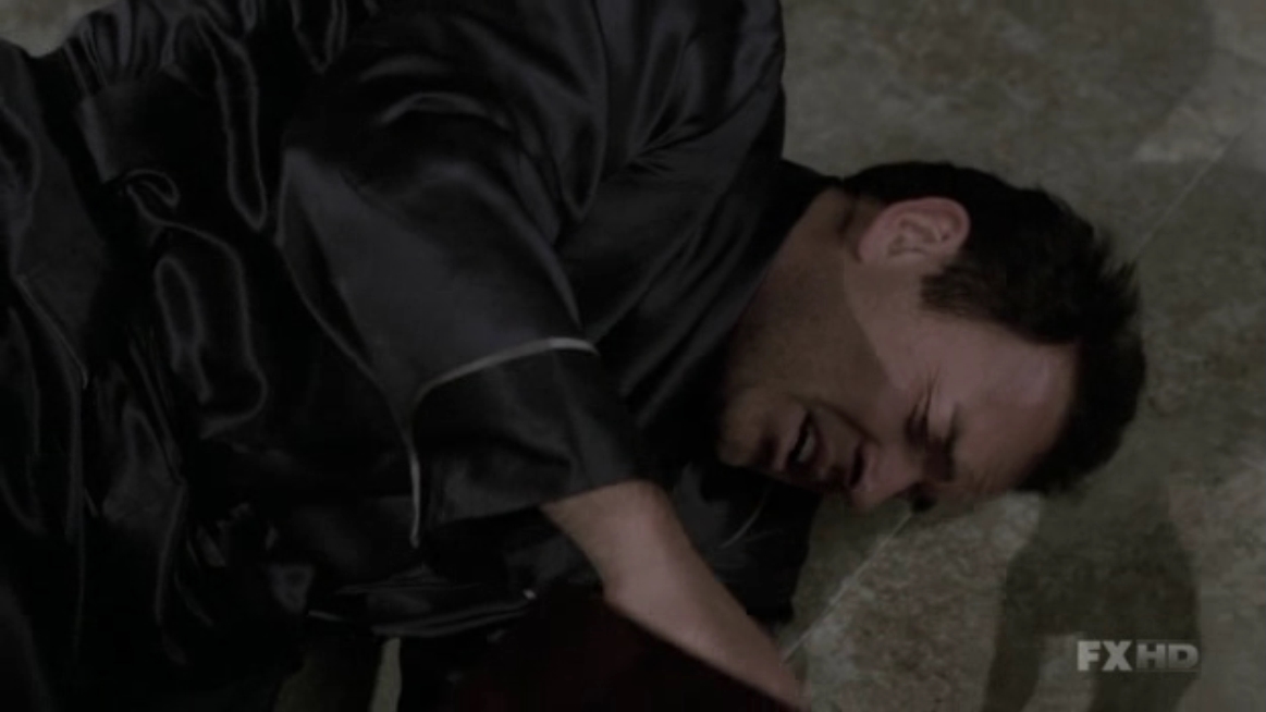 Charmed-Online-dot-NL-NipTuck5x16-1388.jpg