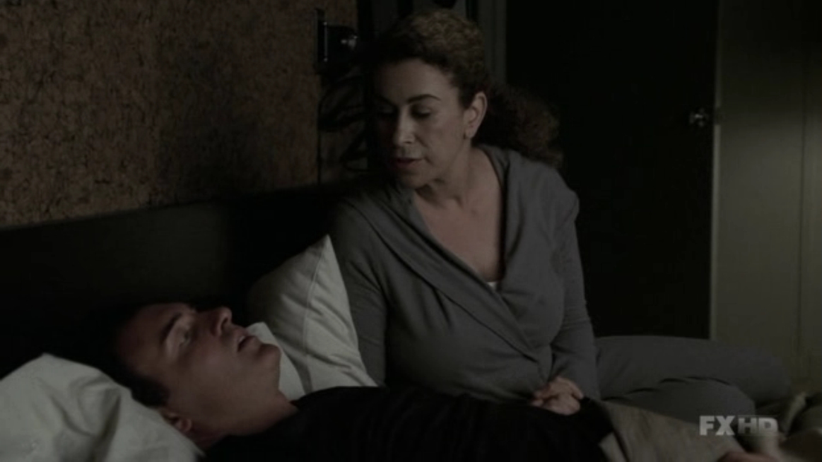 Charmed-Online-dot-NL-NipTuck5x16-1497.jpg