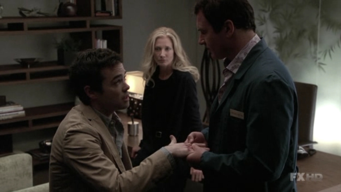 Charmed-Online-dot-NL-NipTuck5x16-2165.jpg