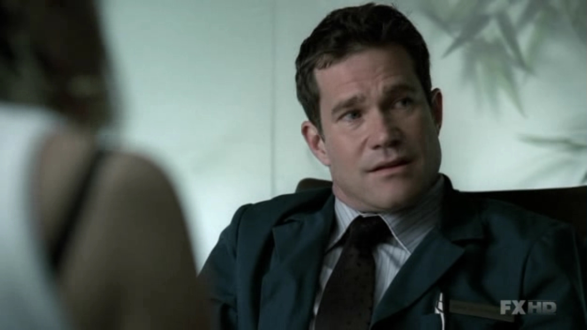 Charmed-Online-dot-NL-NipTuck5x17-0191.jpg