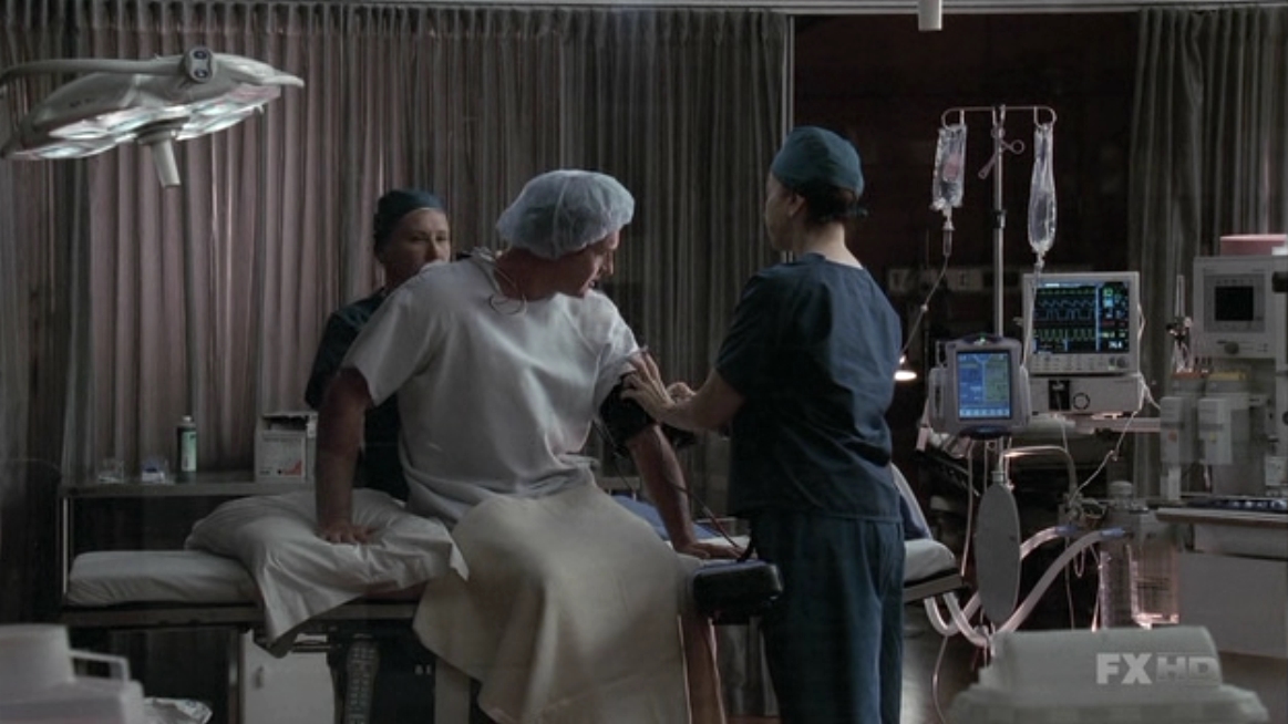 Charmed-Online-dot-NL-NipTuck5x18-0485.jpg Charmed-Online-dot-NL-NipTuck5x18-0485.jpg