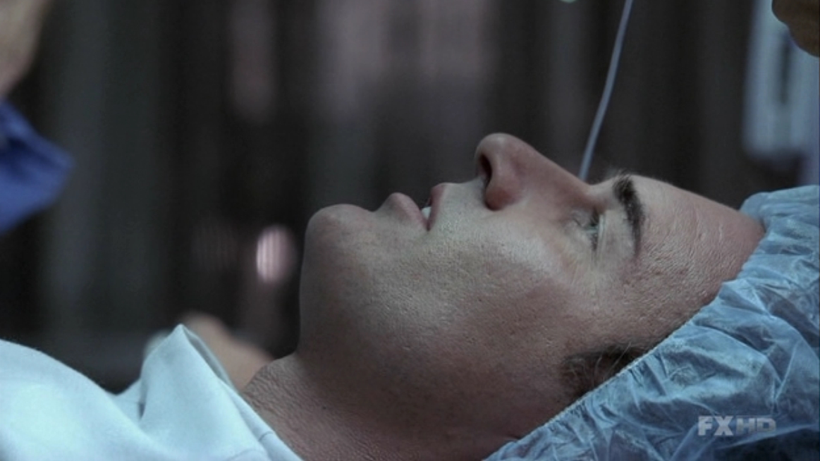 Charmed-Online-dot-NL-NipTuck5x18-0574.jpg