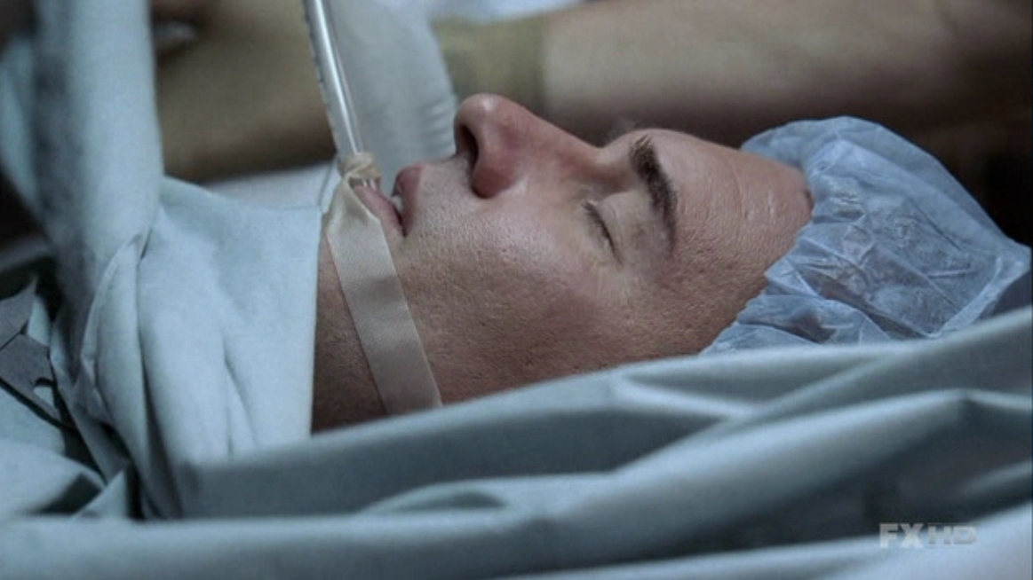 Charmed-Online-dot-NL-NipTuck5x18-0596.jpg Charmed-Online-dot-NL-NipTuck5x18-0596.jpg