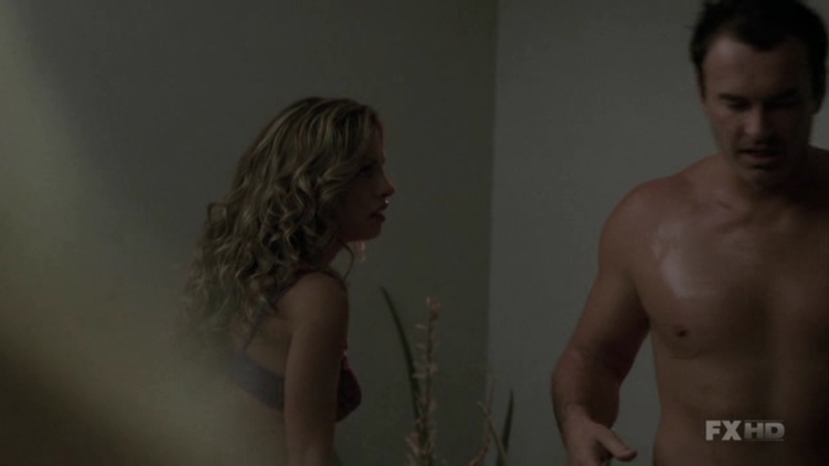 Charmed-Online-dot-NL-NipTuck5x18-1058.jpg