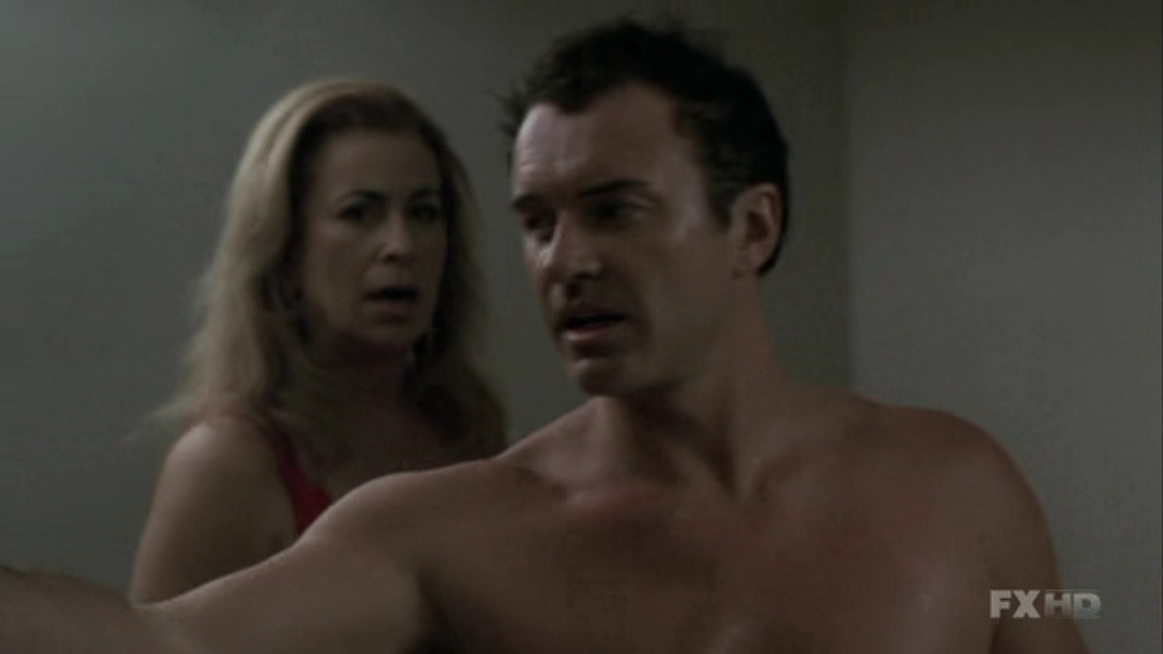 Charmed-Online-dot-NL-NipTuck5x18-1090.jpg