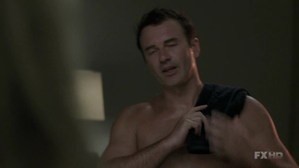 Charmed-Online-dot-NL-NipTuck5x18-1123.jpg