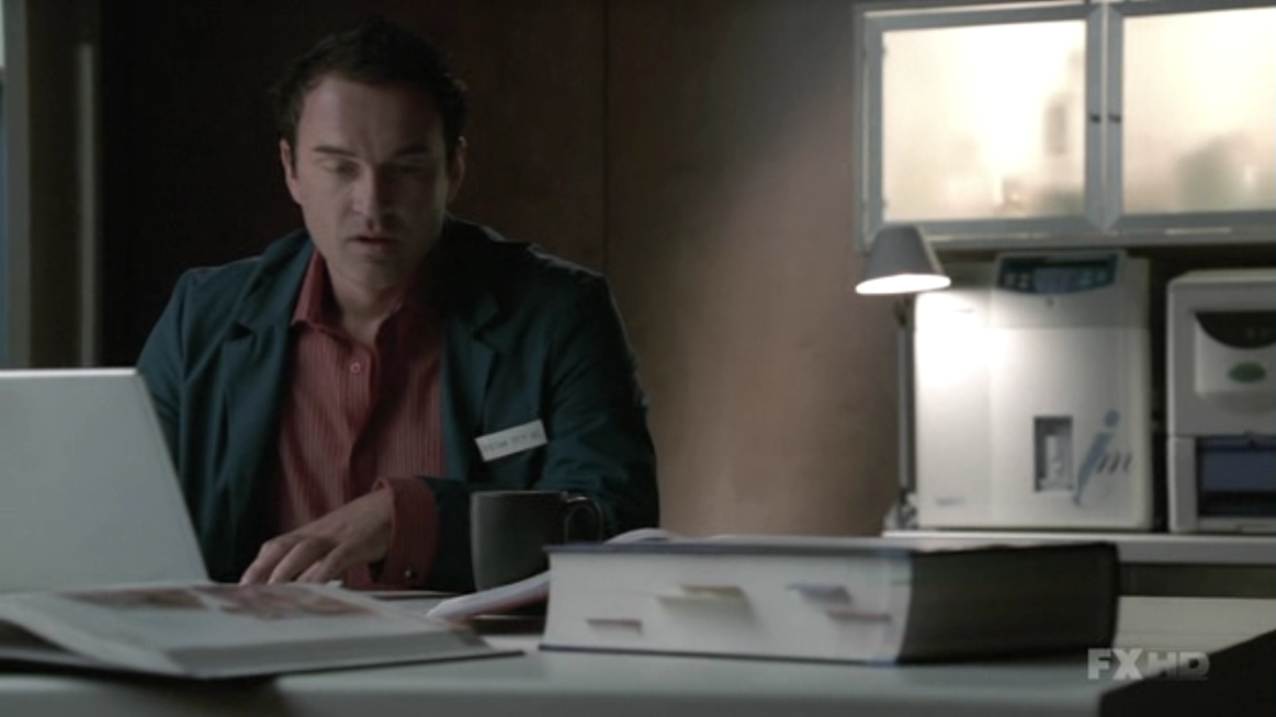 Charmed-Online-dot-NL-NipTuck5x19-0544.jpg