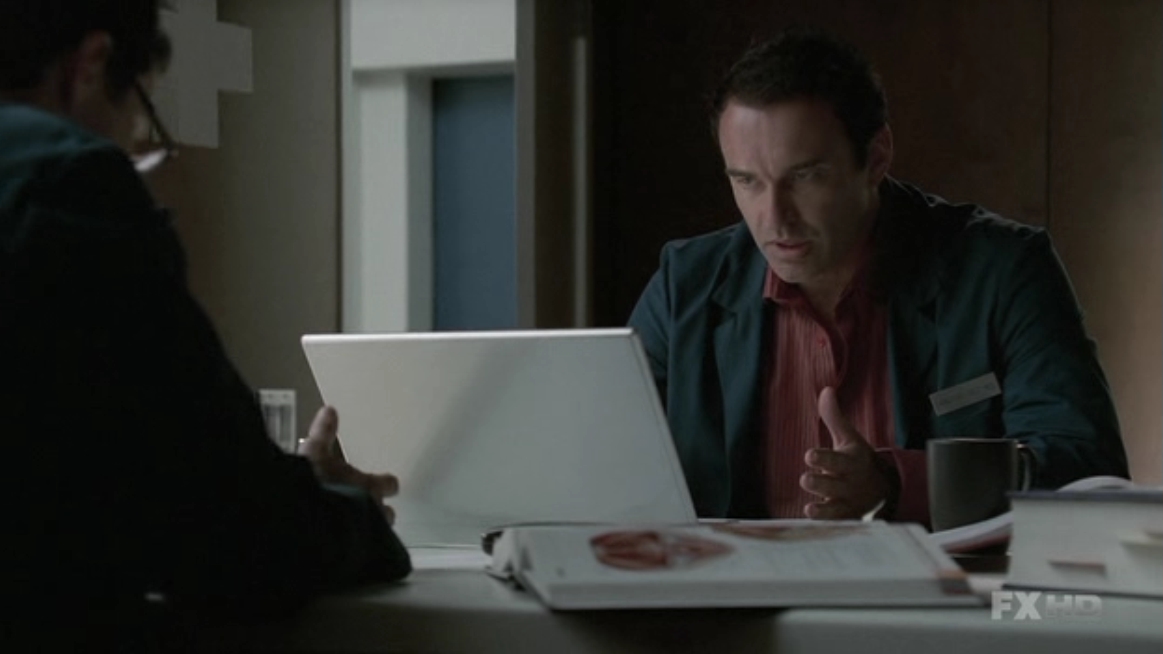 Charmed-Online-dot-NL-NipTuck5x19-0564.jpg