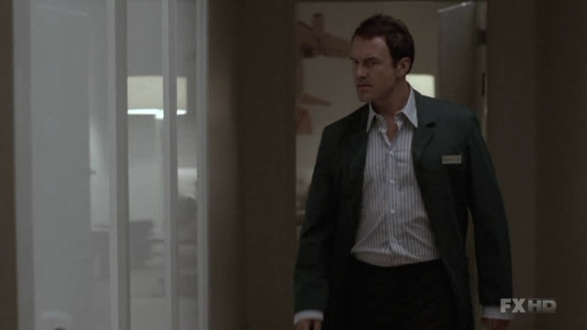 Charmed-Online-dot-NL-NipTuck5x19-1653.jpg