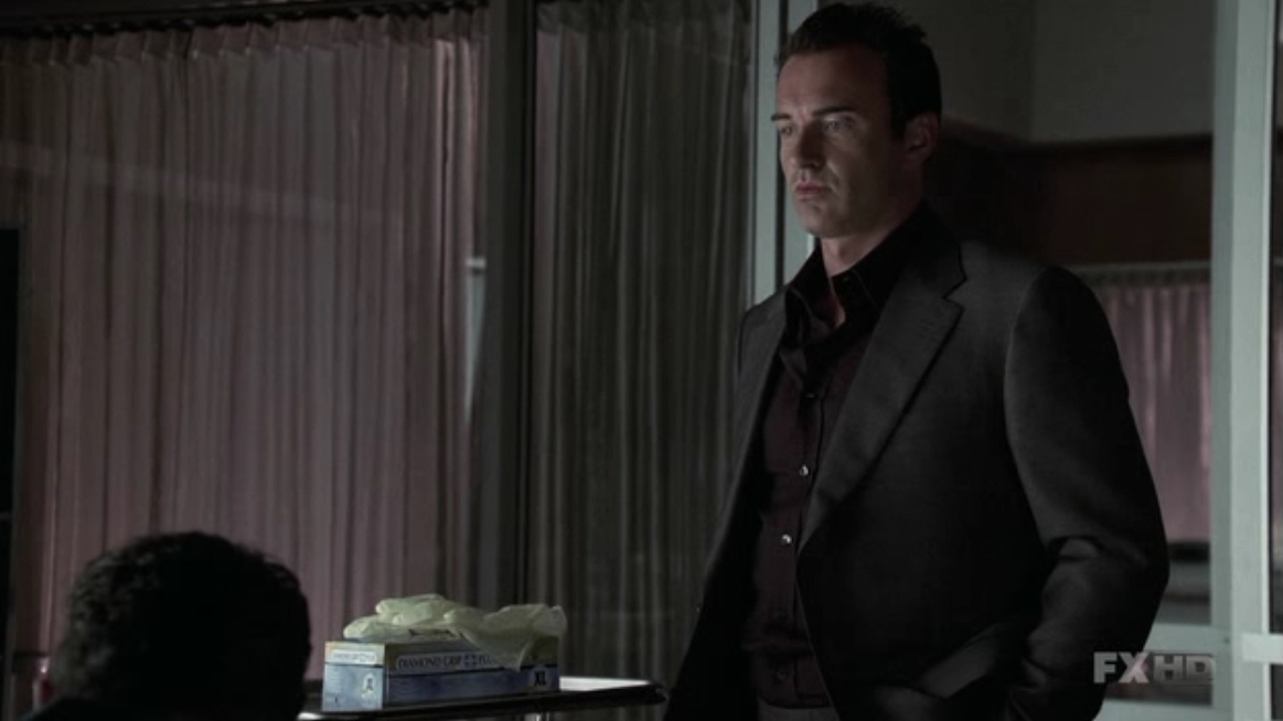 Charmed-Online-dot-NL-NipTuck5x19-0251.jpg