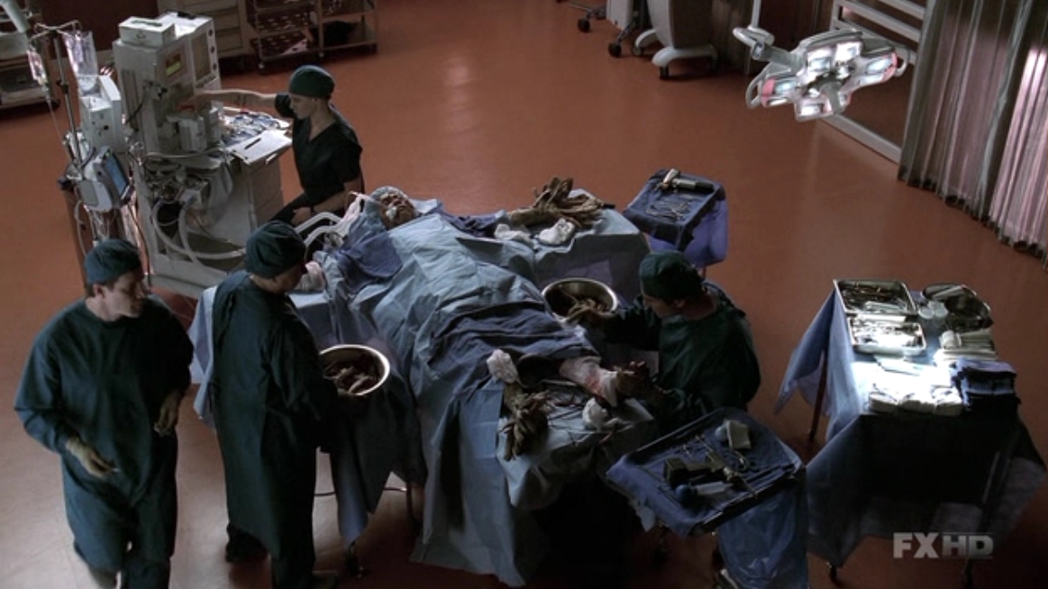 Charmed-Online-dot-NL-NipTuck5x19-0400.jpg Charmed-Online-dot-NL-NipTuck5x19-0400.jpg