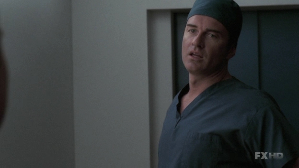 Charmed-Online-dot-NL-NipTuck5x19-0643.jpg