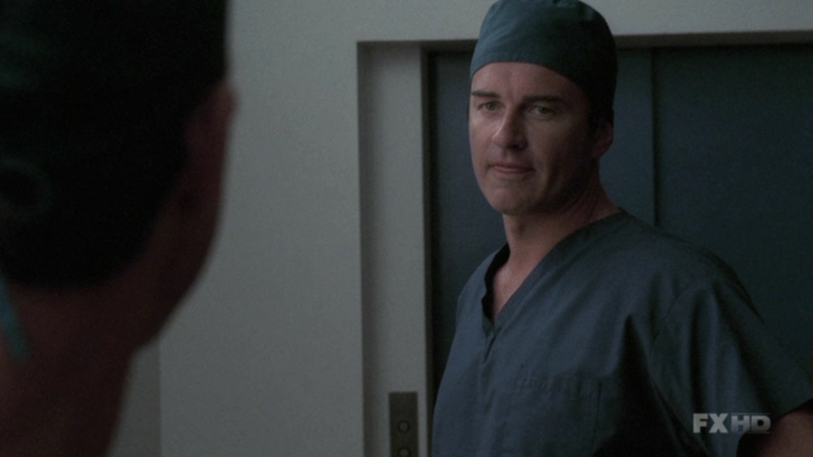 Charmed-Online-dot-NL-NipTuck5x19-0648.jpg