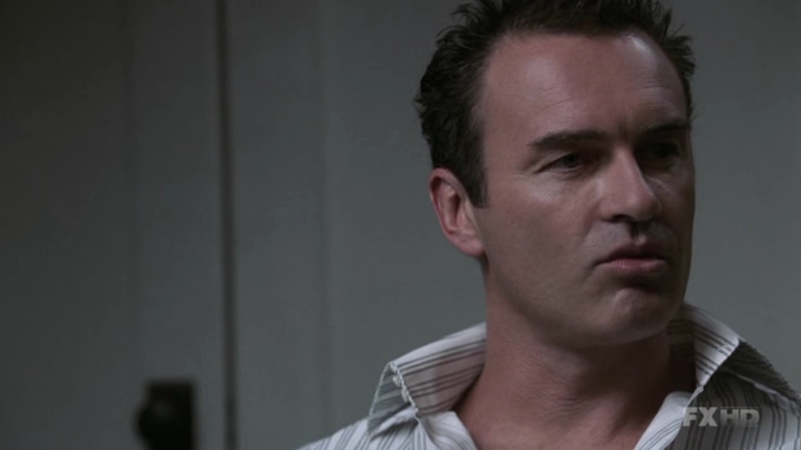 Charmed-Online-dot-NL-NipTuck5x19-0932.jpg