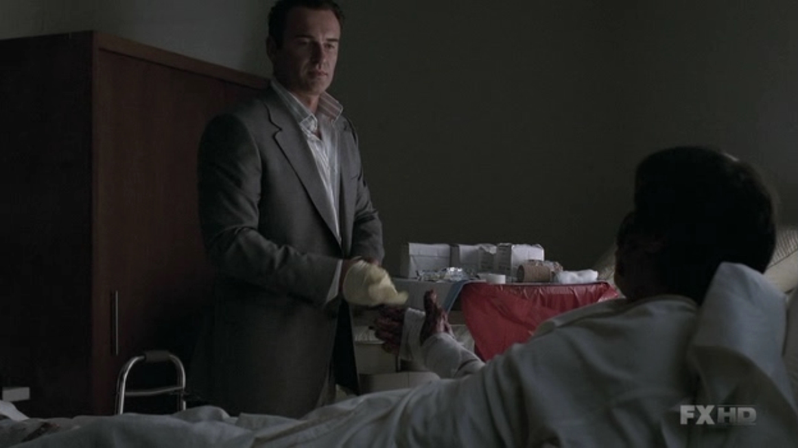 Charmed-Online-dot-NL-NipTuck5x19-1124.jpg