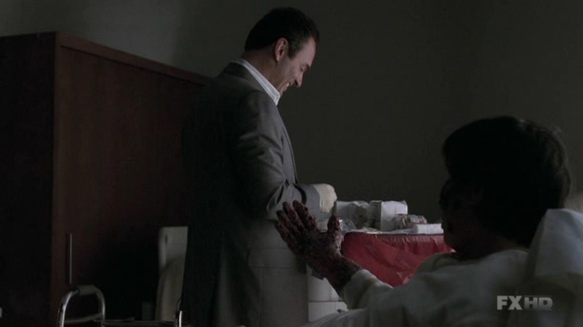 Charmed-Online-dot-NL-NipTuck5x19-1175.jpg Charmed-Online-dot-NL-NipTuck5x19-1175.jpg