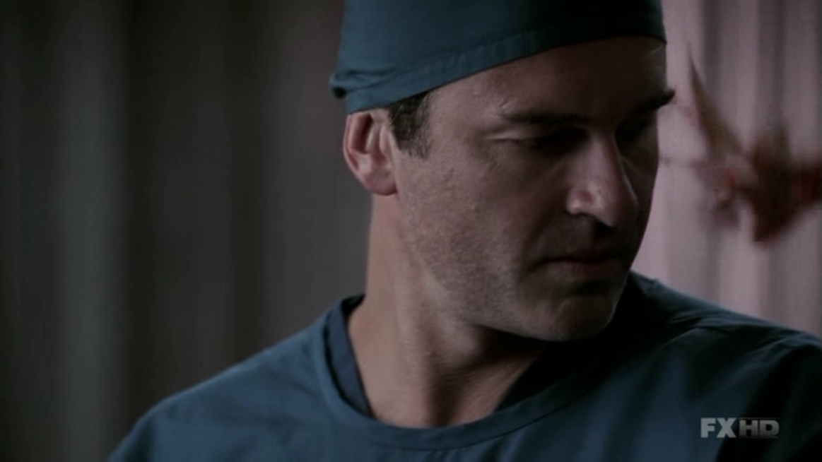 Charmed-Online-dot-NL-NipTuck5x19-1643.jpg