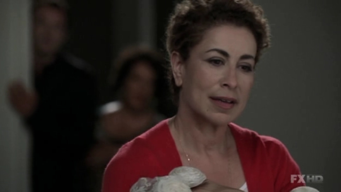 Charmed-Online-dot-NL-NipTuck5x21-0072.jpg