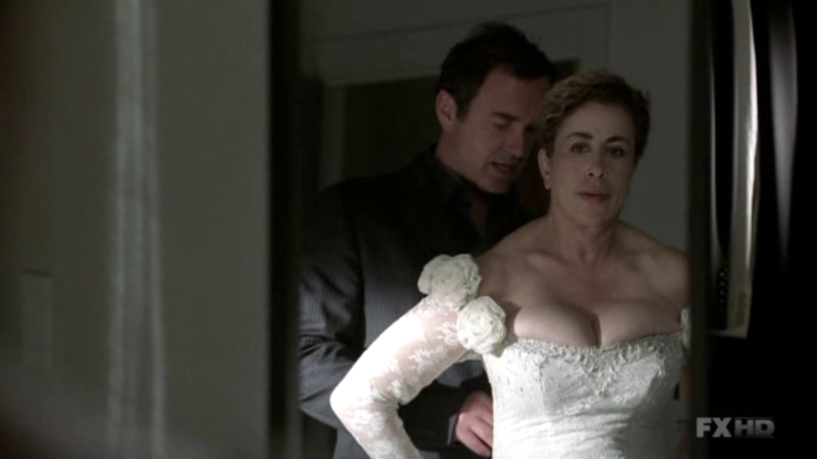 Charmed-Online-dot-NL-NipTuck5x21-0194.jpg