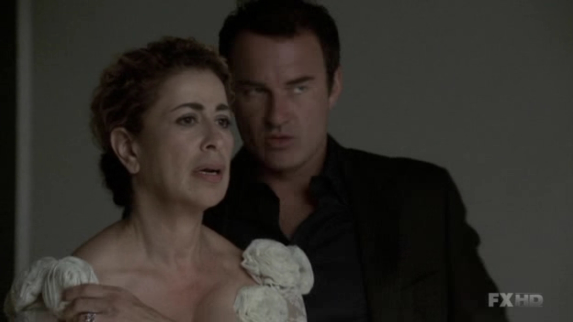 Charmed-Online-dot-NL-NipTuck5x21-0201.jpg