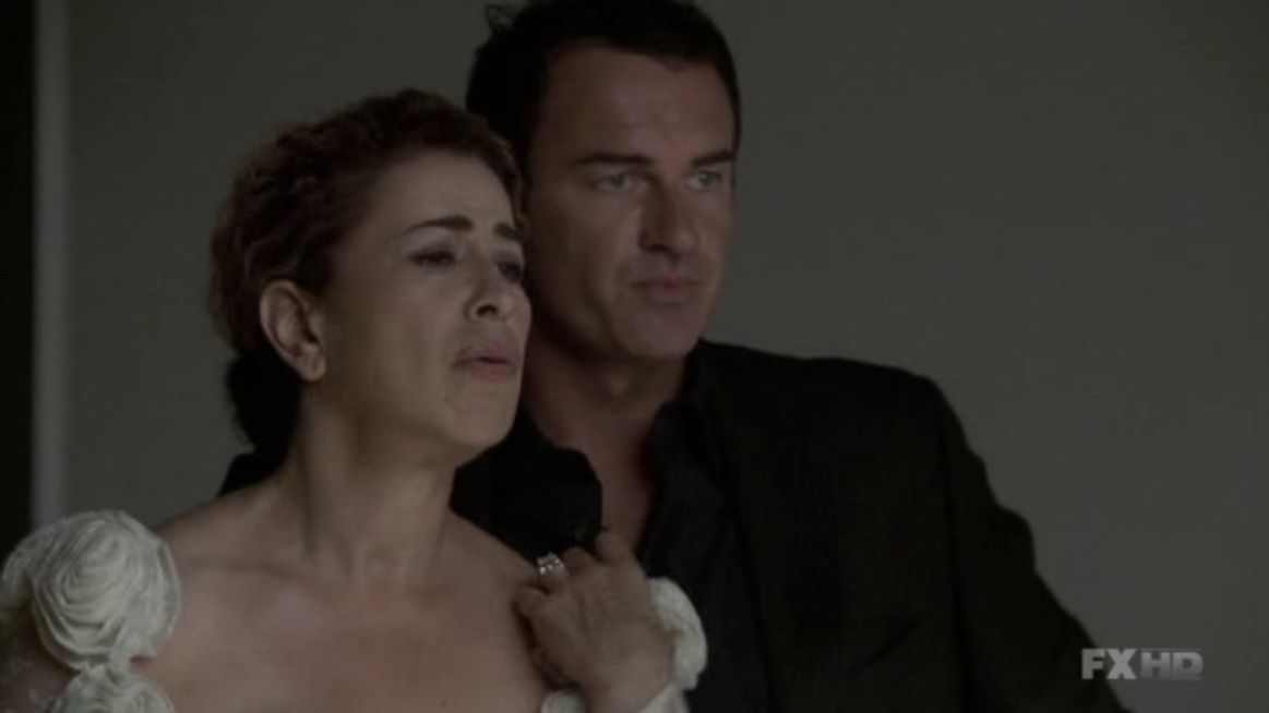 Charmed-Online-dot-NL-NipTuck5x21-0205.jpg