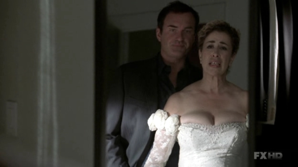 Charmed-Online-dot-NL-NipTuck5x21-0217.jpg