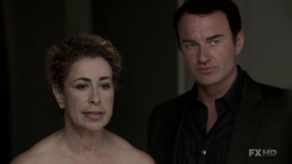 Charmed-Online-dot-NL-NipTuck5x21-0254.jpg