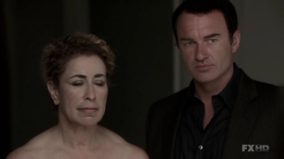 Charmed-Online-dot-NL-NipTuck5x21-0257.jpg