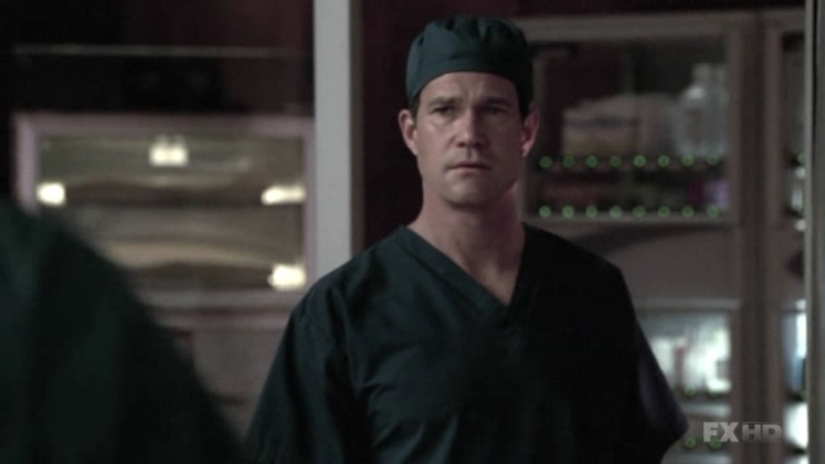 Charmed-Online-dot-NL-NipTuck5x21-0655.jpg