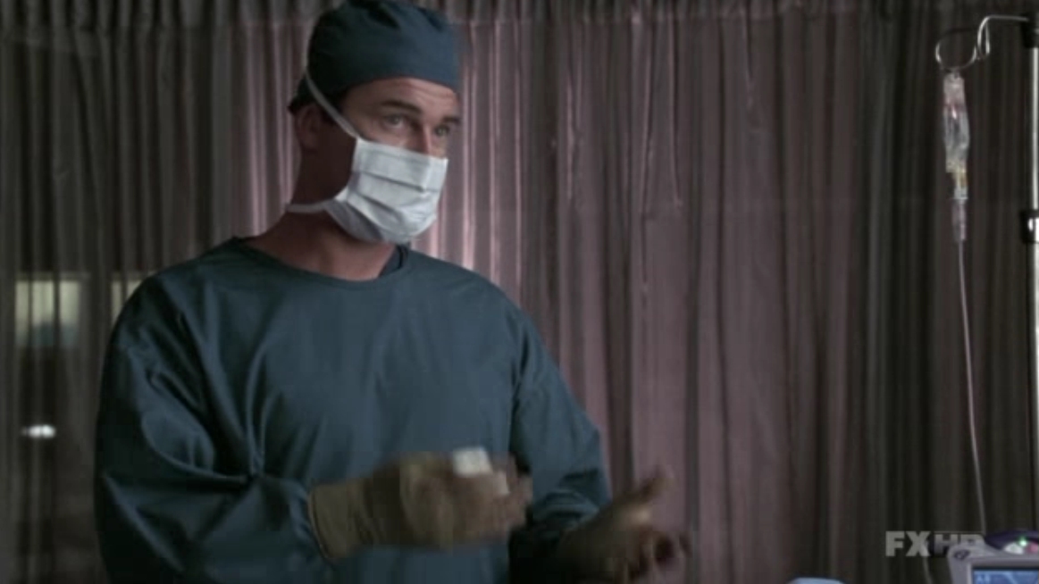 Charmed-Online-dot-NL-NipTuck5x21-0657.jpg