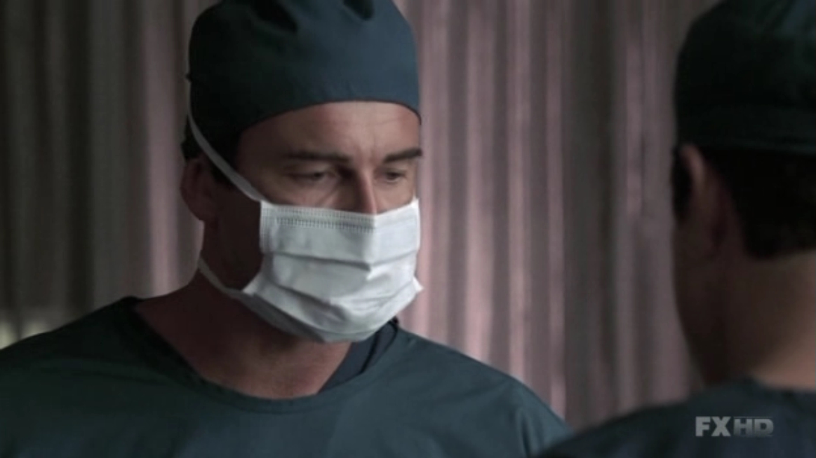 Charmed-Online-dot-NL-NipTuck5x21-0687.jpg