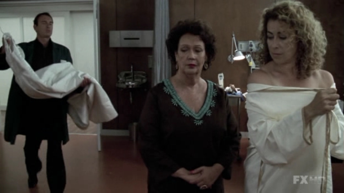 Charmed-Online-dot-NL-NipTuck5x21-1287.jpg
