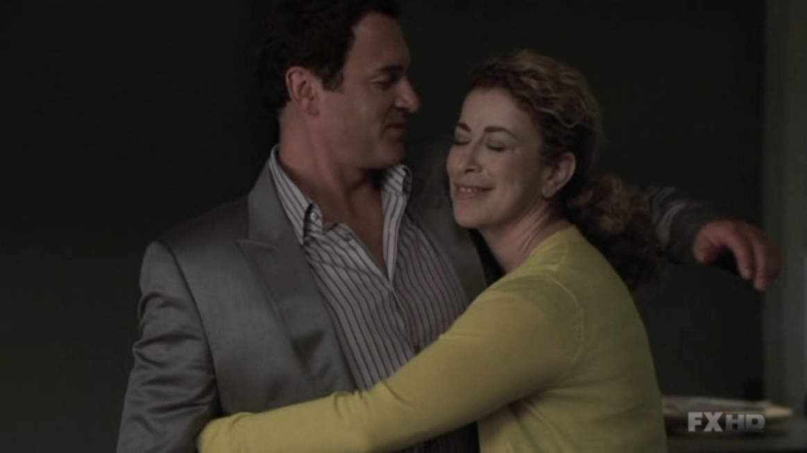 Charmed-Online-dot-NL-NipTuck5x21-2341.jpg