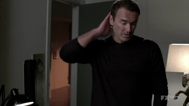 Charmed-Online-dot-NL-NipTuck6x01-0417.jpg