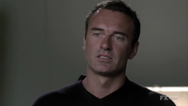 Charmed-Online-dot-NL-NipTuck6x01-0425.jpg