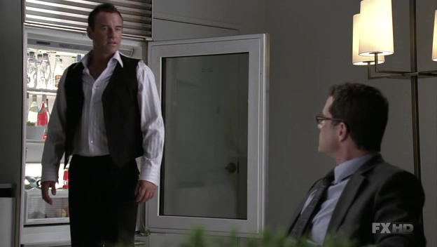 Charmed-Online-dot-NL-NipTuck6x01-0560.jpg