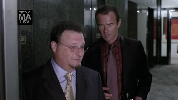 Charmed-Online-dot-NL-NipTuck6x01-0700.jpg