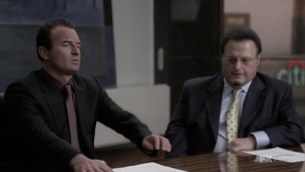 Charmed-Online-dot-NL-NipTuck6x01-0820.jpg