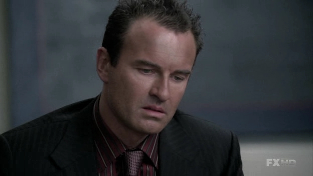 Charmed-Online-dot-NL-NipTuck6x01-0833.jpg