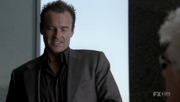 Charmed-Online-dot-NL-NipTuck6x01-2232.jpg