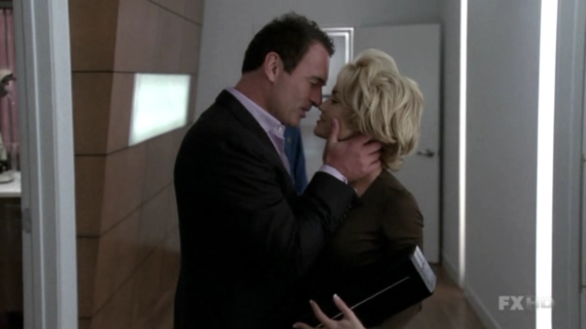 Charmed-Online-dot-NL-NipTuck6x02-1932.jpg