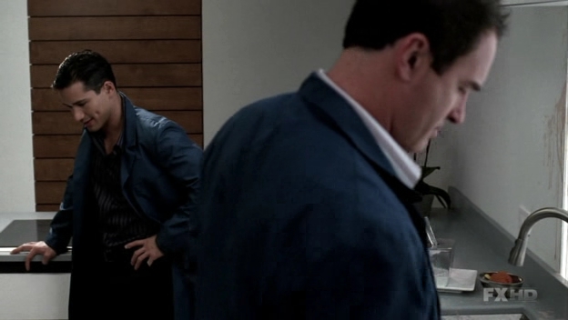 Charmed-Online-dot-NL-NipTuck6x03-0234.jpg