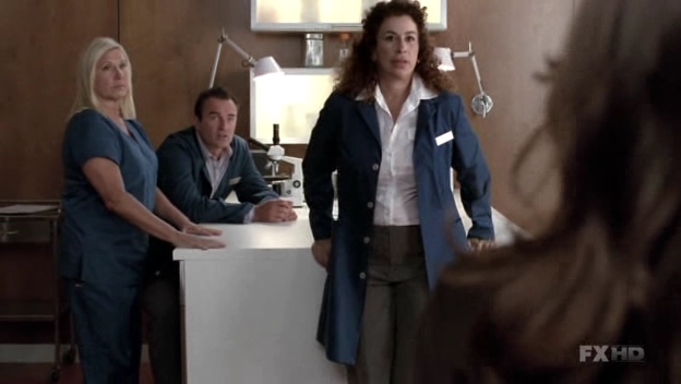Charmed-Online-dot-NL-NipTuck6x03-0390.jpg